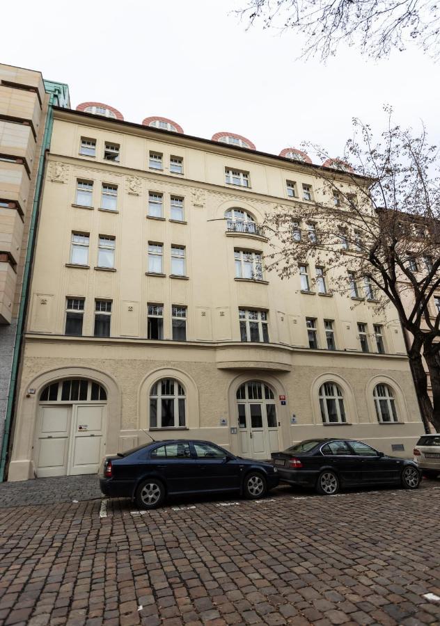Capsule Hostel Andel Centre Spirit Prague Exterior photo